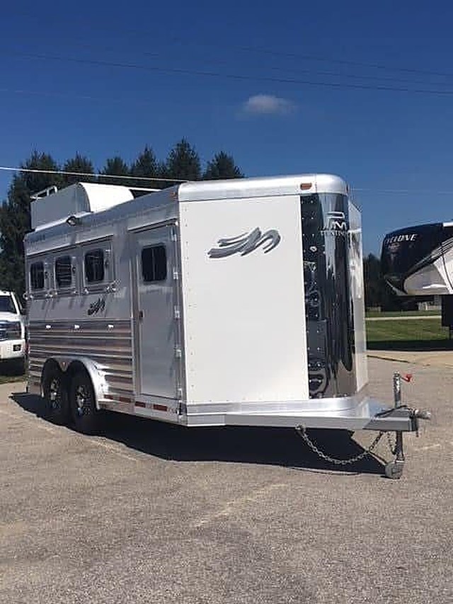 Pre-Owned 2018 Platinum Coach 3 Horse Bumper Pull