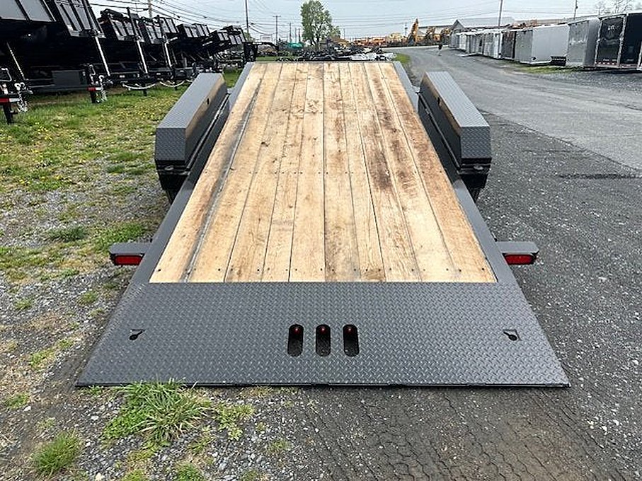 CAM Superline 7 x 21 Heavy Duty Split-Tilt Trailer โ Extra Wide Deck