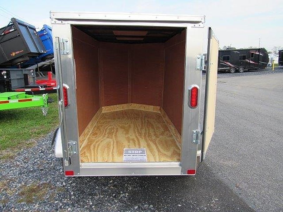 Carry-On 4 x 6 Enclosed Cargo Trailer โ Luggage Trailer