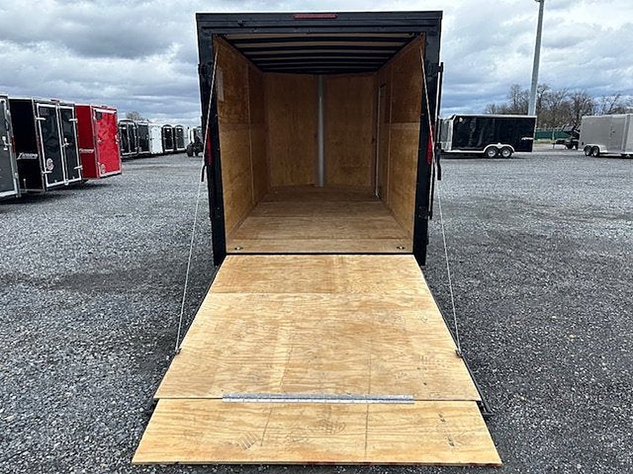 Homesteader 7 x 14 Enclosed Cargo Trailer โ Black Trim OHV
