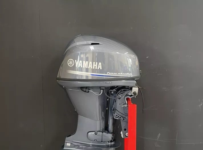 Pre-Owned Yamaha 40 HP EFI